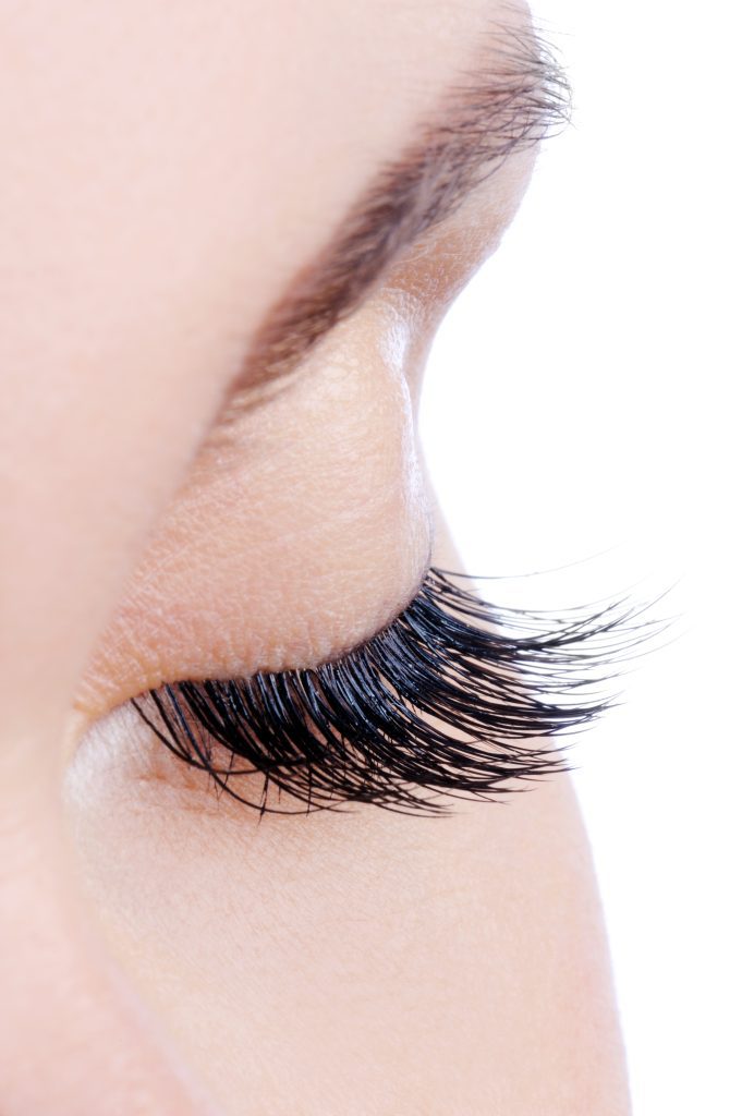 lash lifts vs eyelash extensions